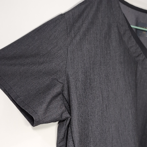 Matix | Pro Dark Gray Short Sleeve V-Neck Scrubs With Pockets Size XXL - Picture 3 of 7